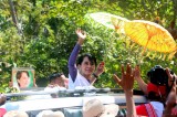 Aung San Suu Kyi campaigns for parliamentary by-elections