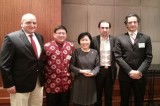 Singaporean ambassador wins grand prize at Korea CQ awards