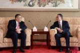 Chinese NPC chairman meets with chief executive of Macao