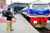 Pakistan Launches 1st Luxury Train Service