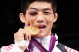 Olympic champion happy with black eye