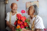 99-Year Husband, 102-Year Wife Enjoy Lifetime Love