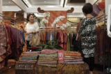 [Indonesia Report] Traditional Batik Tulis, an invaluable cultural legacy of Indonesia