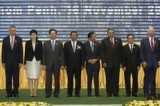 Heads Of ASEAN Member Nations Pose For Group Shot At Summit Meeting In Phnom Penh, Cambodia