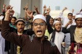 Radical Group Members Hold Rally In Dhaka To Demand Gov’t Declare Ahmadiyya Muslim As “Non-Muslim”