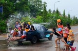 Laotian people celebrate New Year water-splashing festival