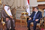Egyptian President Morsi meets with Qatari PM Hamad Al bin Jassim Thani