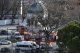 Turkey bombing kills 10 and wounds 15
