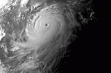 Powerful typhoon approaches Korea