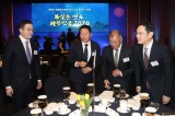 Four of Korea’s major conglomerate heads exchange consolations, blessings, share thoughts at special dinner