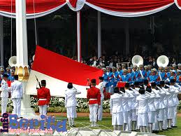Indonesian Flag Raiser Force raise the heritage flag on Indonesian Independence Day's Flag Raise Ceremony in Presidential Palace, Jakarta, Indonesia on August 17th, 2012 (Photo: Jumadilesmana.com)