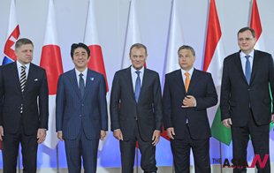 Robert Fico, Shinzo Abe, Donald Tusk, Viktor Orban, Petr Necas
