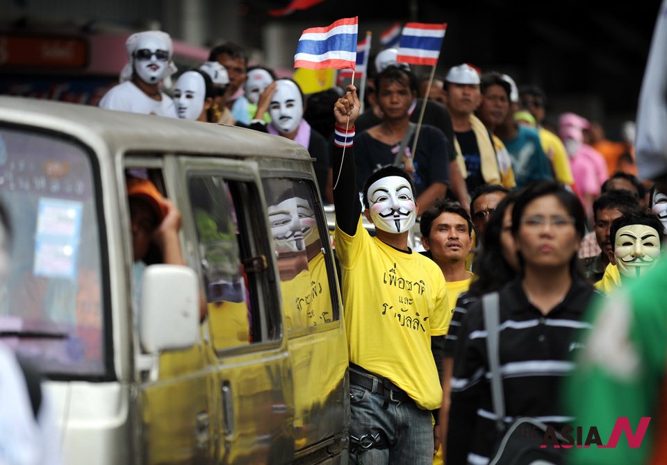 Indonesians protest against gov’t plans to raise fuel price