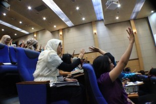 CISAK 2013 participants enthusiastically taking part on the question and answer session