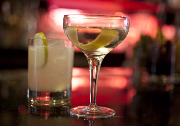 mixed drinks sit on a hotel bar in San Francisco. Government researchers say "deplorably" few college students are warned by doctors about dangers from alcohol and drugs or encouraged to cut down or abstain, according to a study published Monday, Sept. 28, 2015, in JAMA Pediatrics. (AP Photo/Eric Risberg, File)