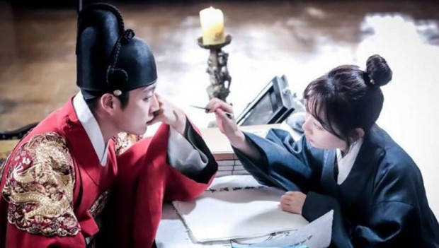 The lead actors, Kim Seul Gi and Yoon Doo joon, in a still from the upcoming drama "Splish Splash Love". (Wikipedia)