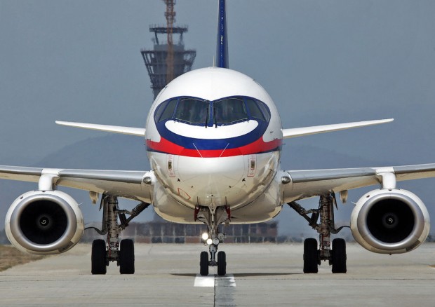 1024px-Sukhoi_Superjet_97004_at_Naypyidaw_Lystseva-1