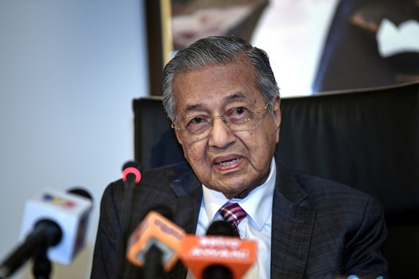 Dr Mahathir Mohamad - Bernama