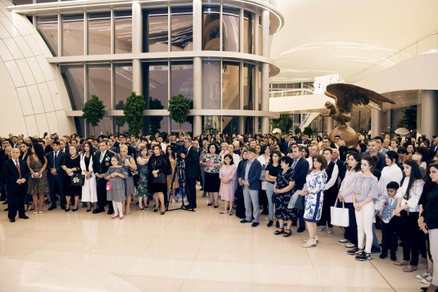 Exhibition visitors at the Heydar Aliyev Center  (Trend)