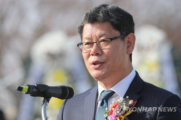 Unification Minister Kim Yeon-chul (Yonhap)