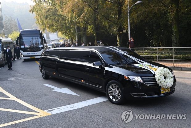 Funeral for late Samsung leader (Yonhap)