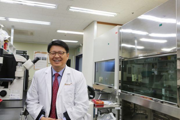 Chairman of Nature Cell and Lead Researcher of JointStem Development, Dr. Jeong-Chan Ra (nature Cell)