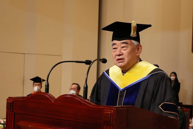 World Taekwondo President Chungwon Choue delivering his remarks 