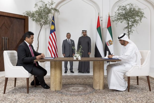 UAE President, Malaysia’s King attend signing of ME's First Unconventional Oil Concession 