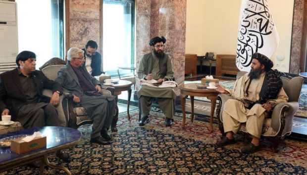 Pakistan delegation meets Taliban leader - (Photo: Twitter) 