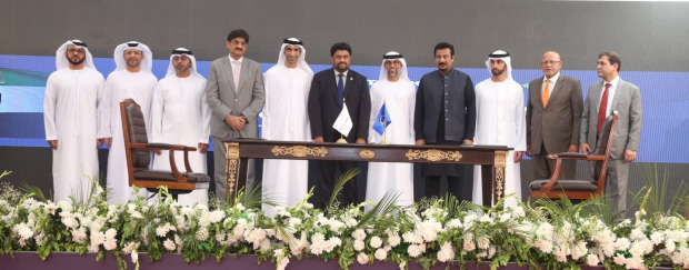 from left to right: Syed Syedain Raza Zaidi, Chairman, Karachi Port Trust; H.E. Bakheet Ateeq Al-Remeithi. Consul General of the United Arab Emirates in Karachi; His Highness Sheikh Ahmed bin Dalmook Al Maktoum; Syed Faisal Subzwari, Pakistan Minister for Maritime Affairs; H.E Suhail Al Mazrouei, Minister of Energy and Infrastructure; H.E Dr. Thani bin Ahmed Al Zeyoudi, Minister of State for Foreign Trade; Captain Mohamed Juma Al Shamisi, Managing Director and Group CEO of AD Ports Group