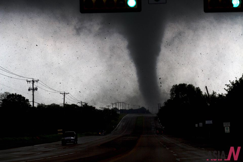 Dallas Under Siege of Tornado - THE AsiaN